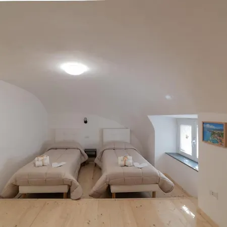Stone House Michelle Apartment Torre Annunziata